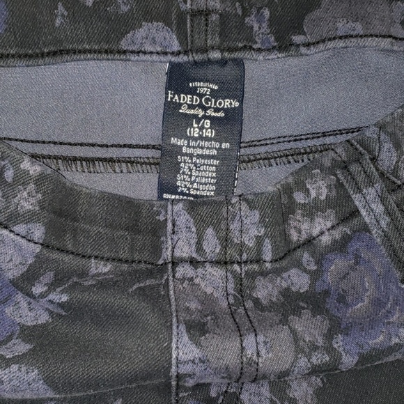 Black & Blue Jeggings - Picture 2 of 3